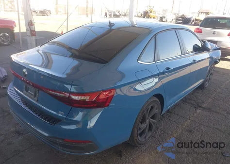 2025 Volkswagen Jetta 1.5T Se from USA, damaged, VIN 3VW7X7BU6SM037473